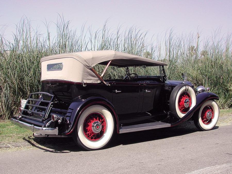  Packard Standard Eight Model 902 Phaeton 1932 года  (фото 3 из 13)